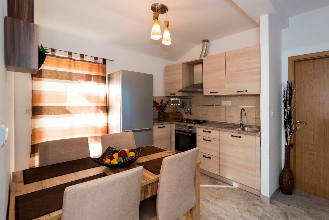 Apartments Intrada Podstrana Dış mekan fotoğraf